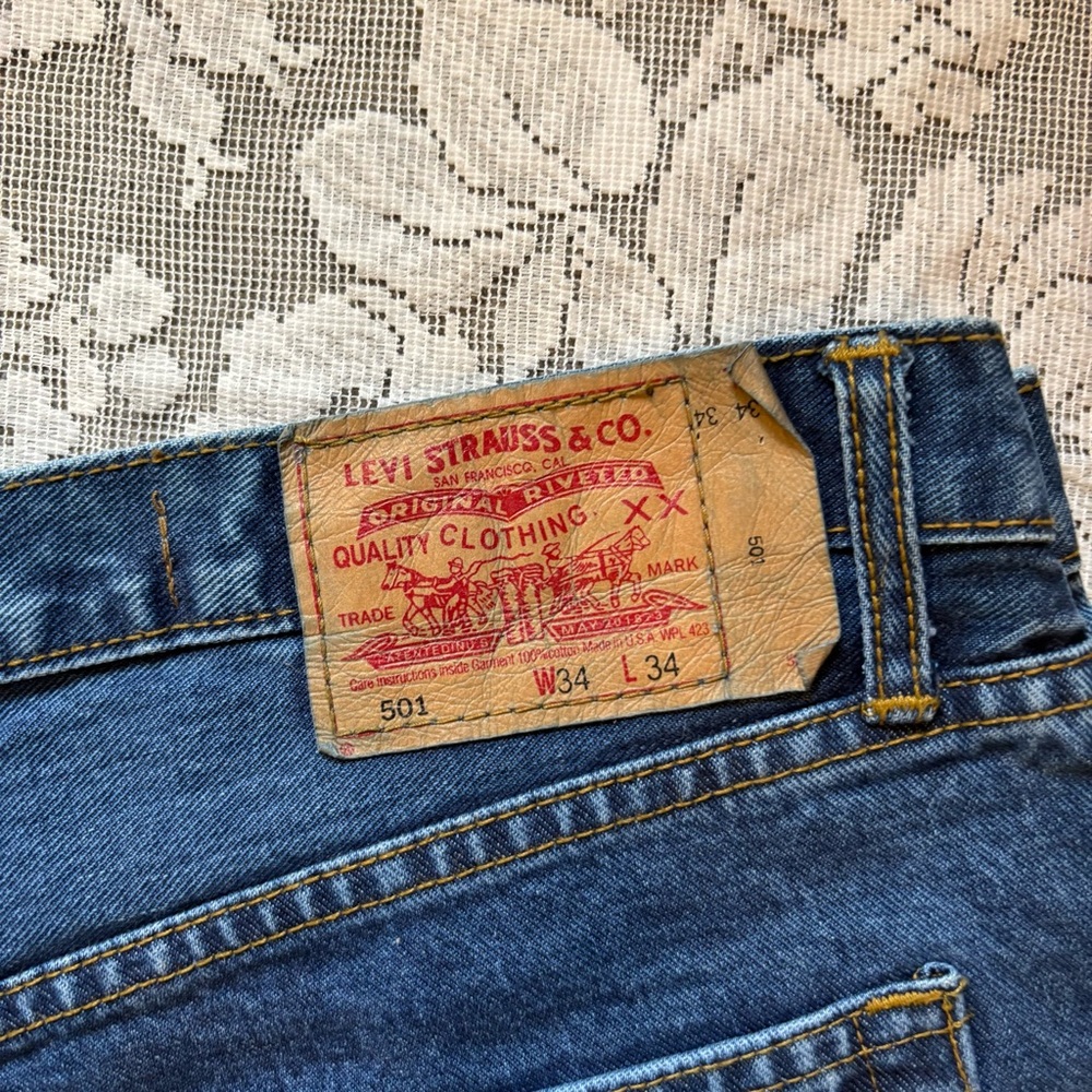 Levi's Men's Straight Blue Jeans - Picture 2 of 3